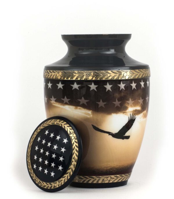 Large Patriotic Urn for adult ashes scaled
